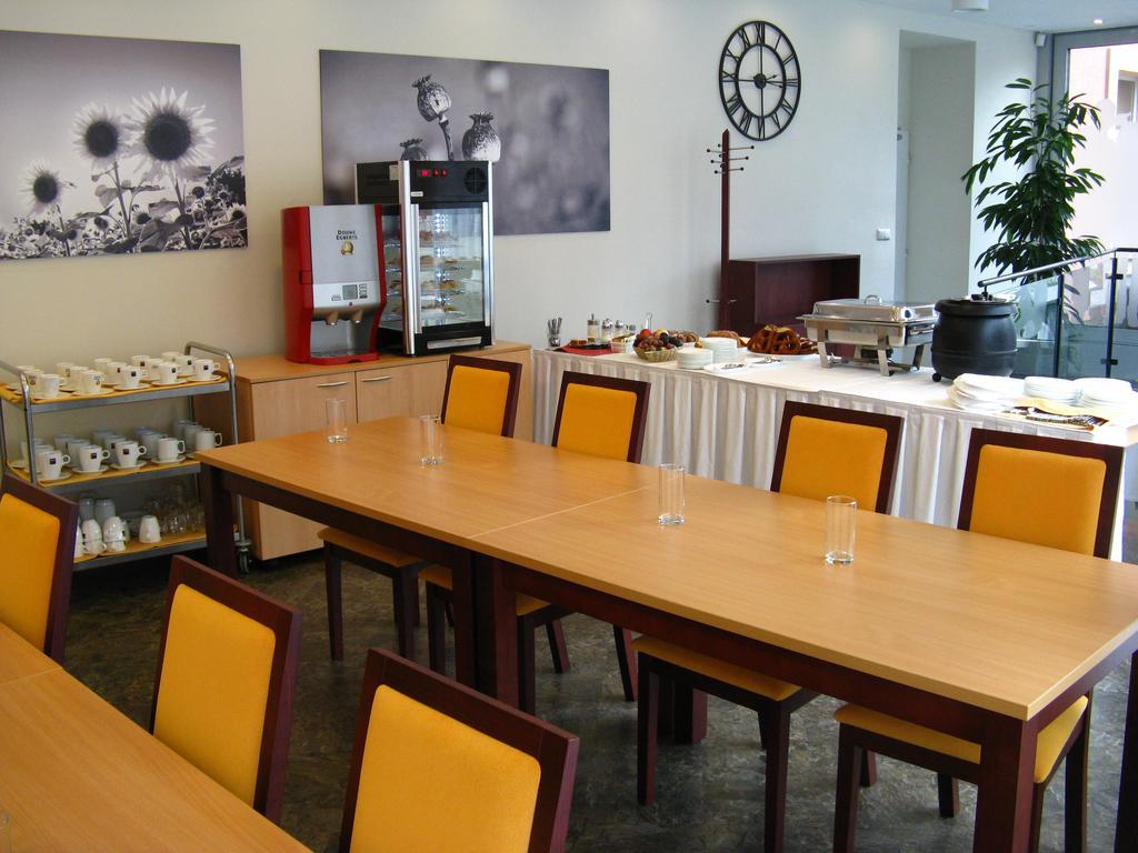 Hotel Senimo Olomouc Eksteriør bilde