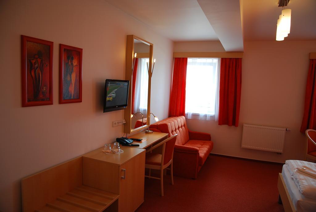 Hotel Senimo Olomouc Eksteriør bilde